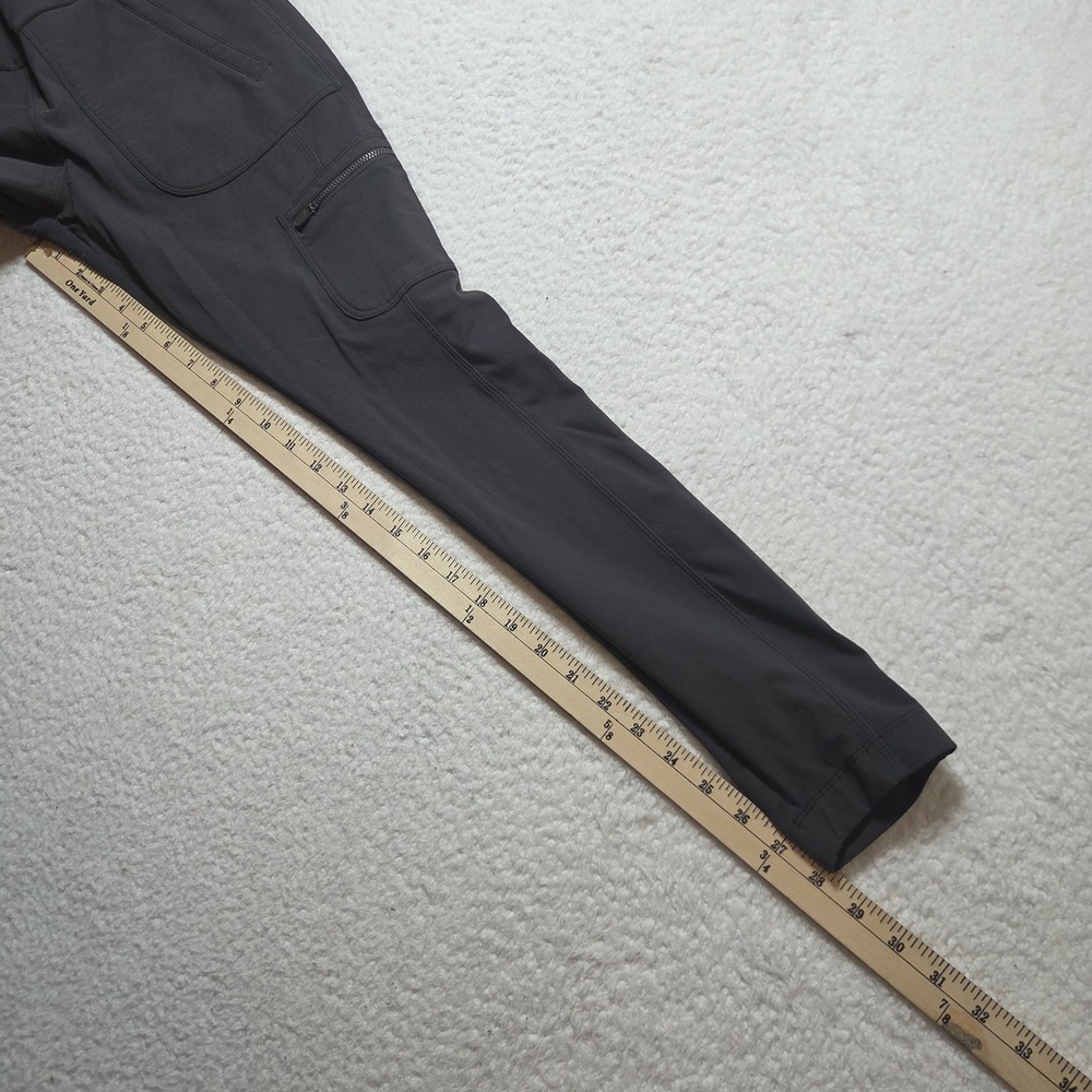 Athleta Women's Hybrid Cargo Pant Dark Onyx Grey Size 6 Athletic Stretch Perform - Picture 5 of 7